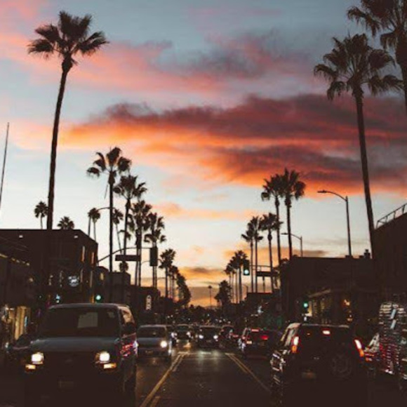 Meet your Posher, Keaton - Picture 1 of 1